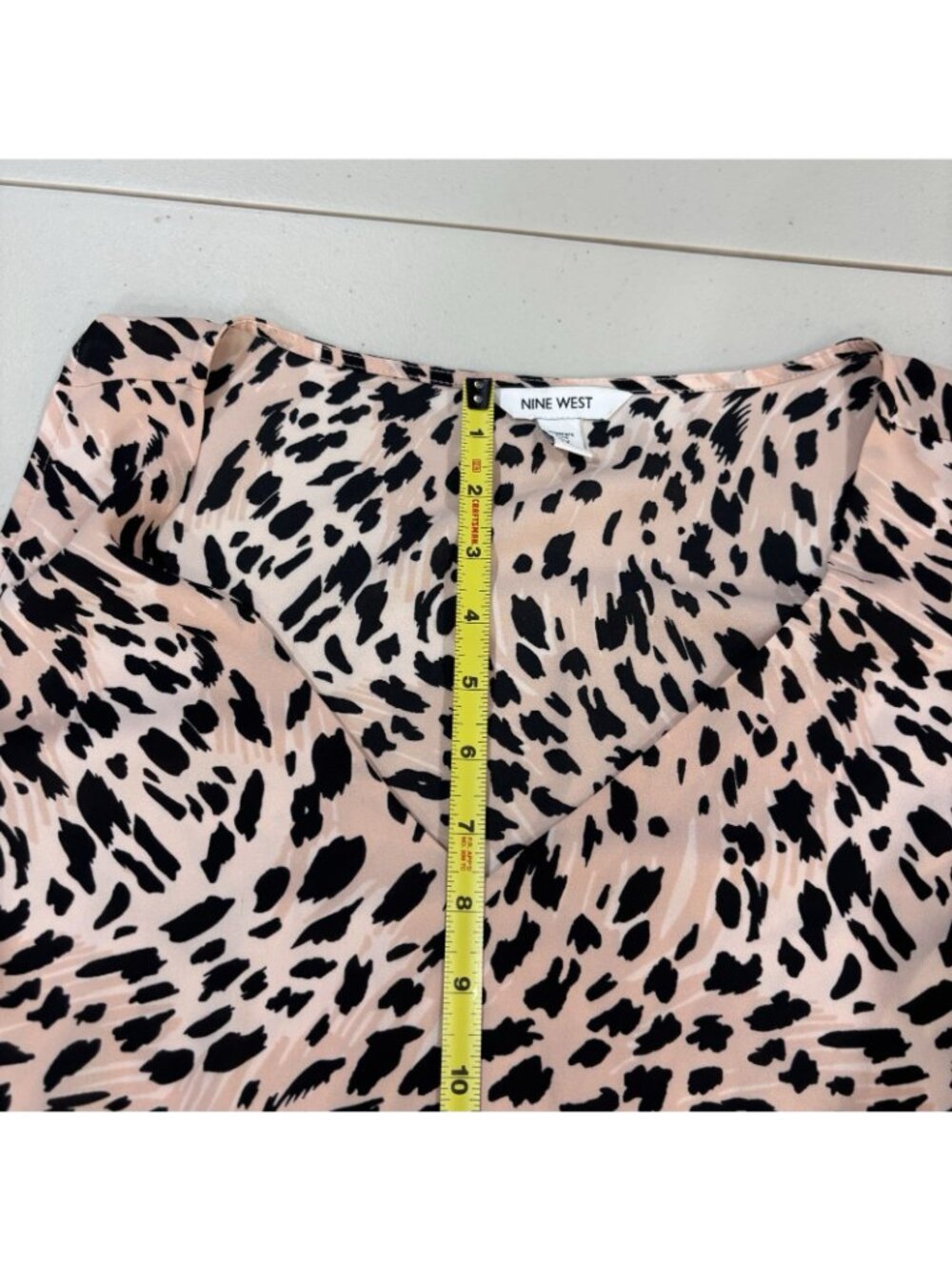 Nine West Womens Plus 2X Sleeveless Blouse Pink Black Animal Print V-neck Lined - Picture 15 of 16